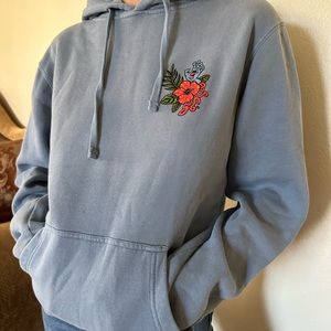 Santa Cruz Hoodie Small